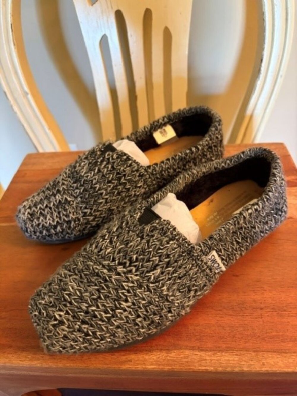 TOMS Alpargata Cozy Sweater Black/Grey Knit slip-on flat. Size 6